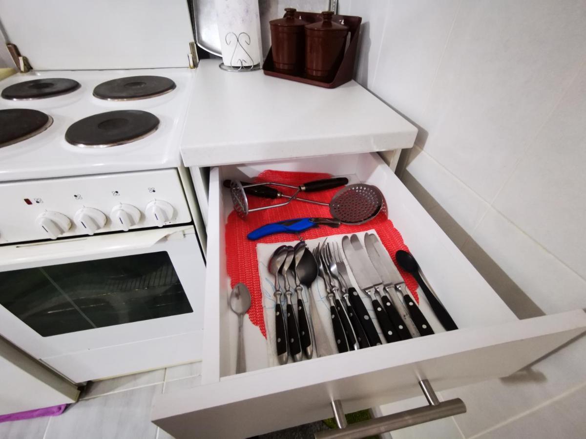 White Apartment Sarajevo - Free Parking ภายนอก รูปภาพ