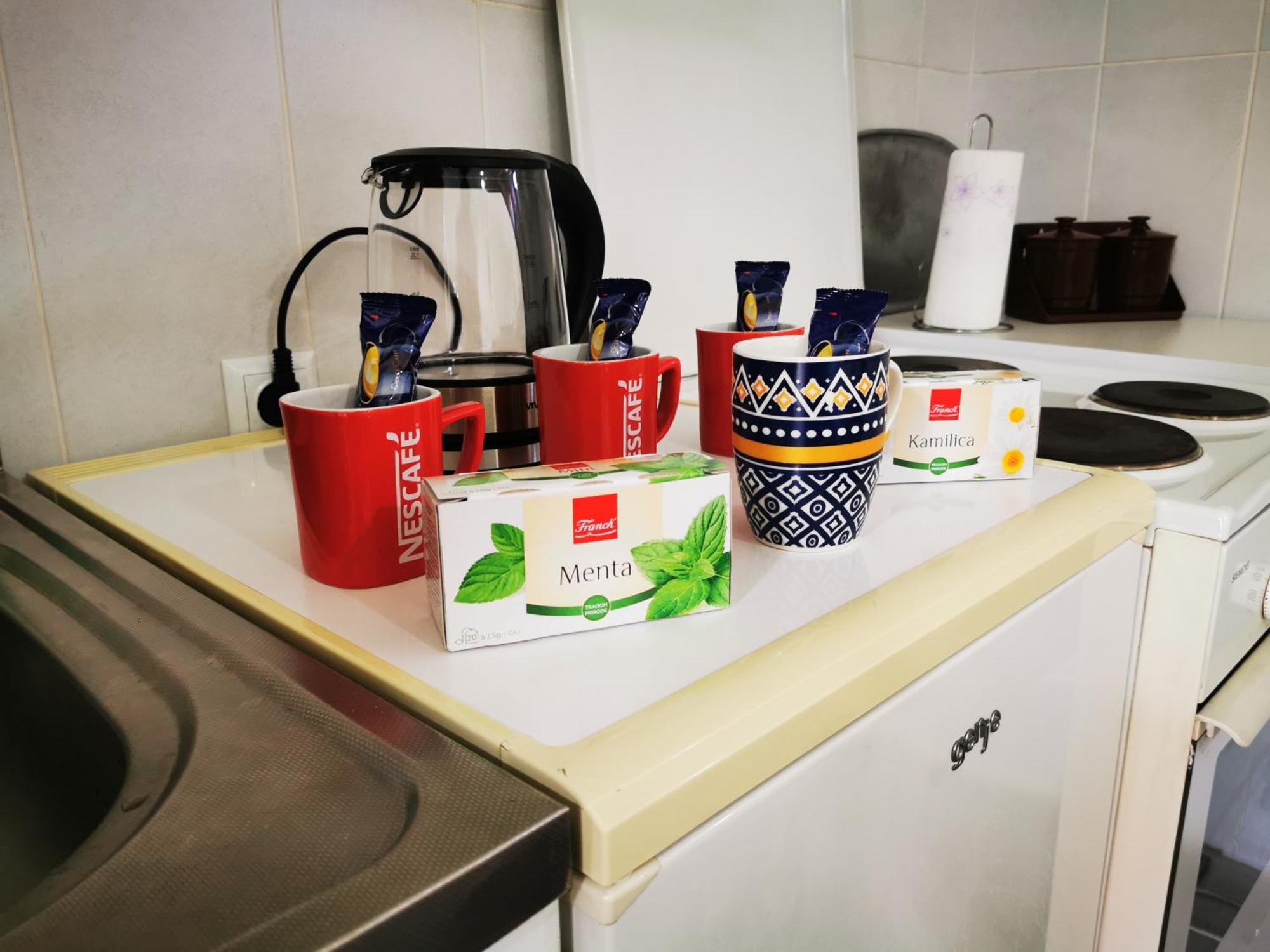 White Apartment Sarajevo - Free Parking ภายนอก รูปภาพ