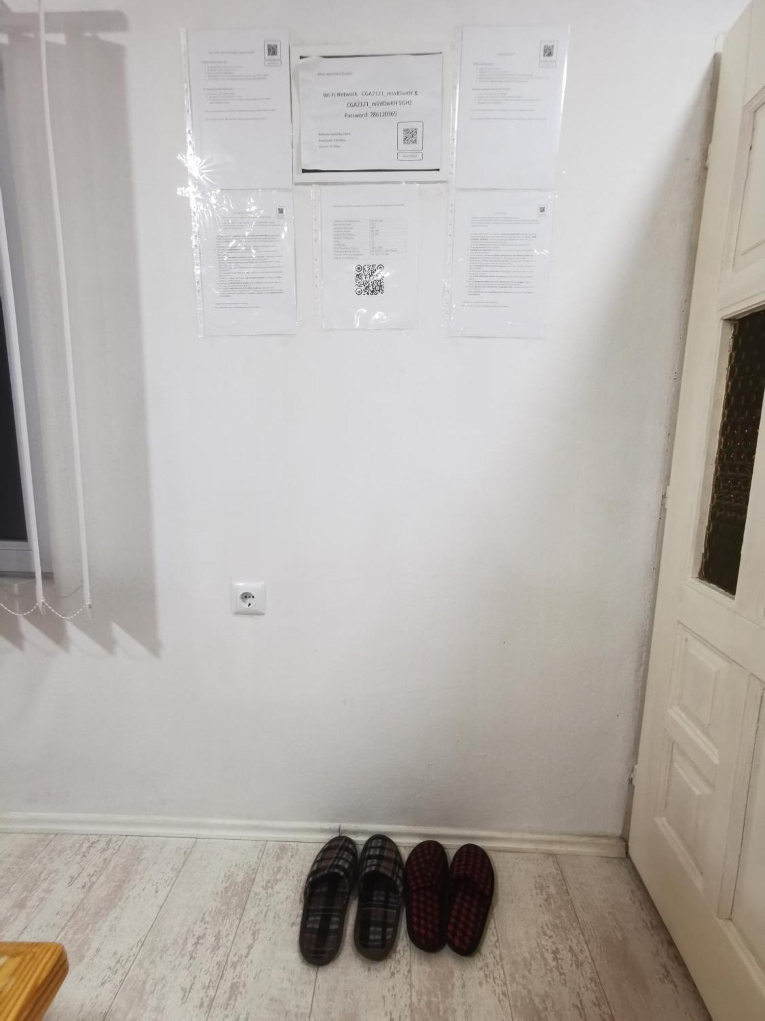 White Apartment Sarajevo - Free Parking ภายนอก รูปภาพ